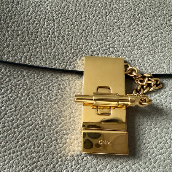 Chloe Drew Mini - Picture 4 of 9